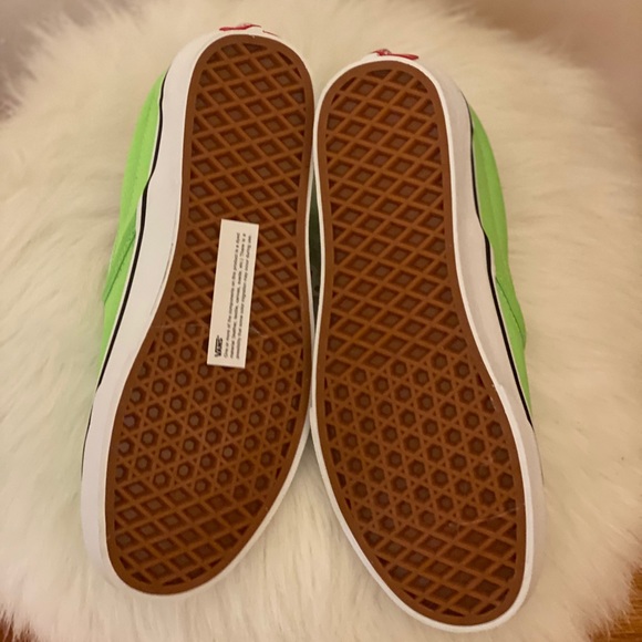 New Vans Classic Slip-On (Neon) Green Gecko/Tr Wht - Picture 5 of 5